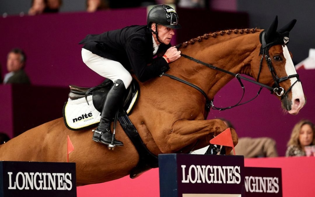 Marcus Ehning y Calanda se superan en el Snowflake Stakes de 1,50 m del London International Horse Show