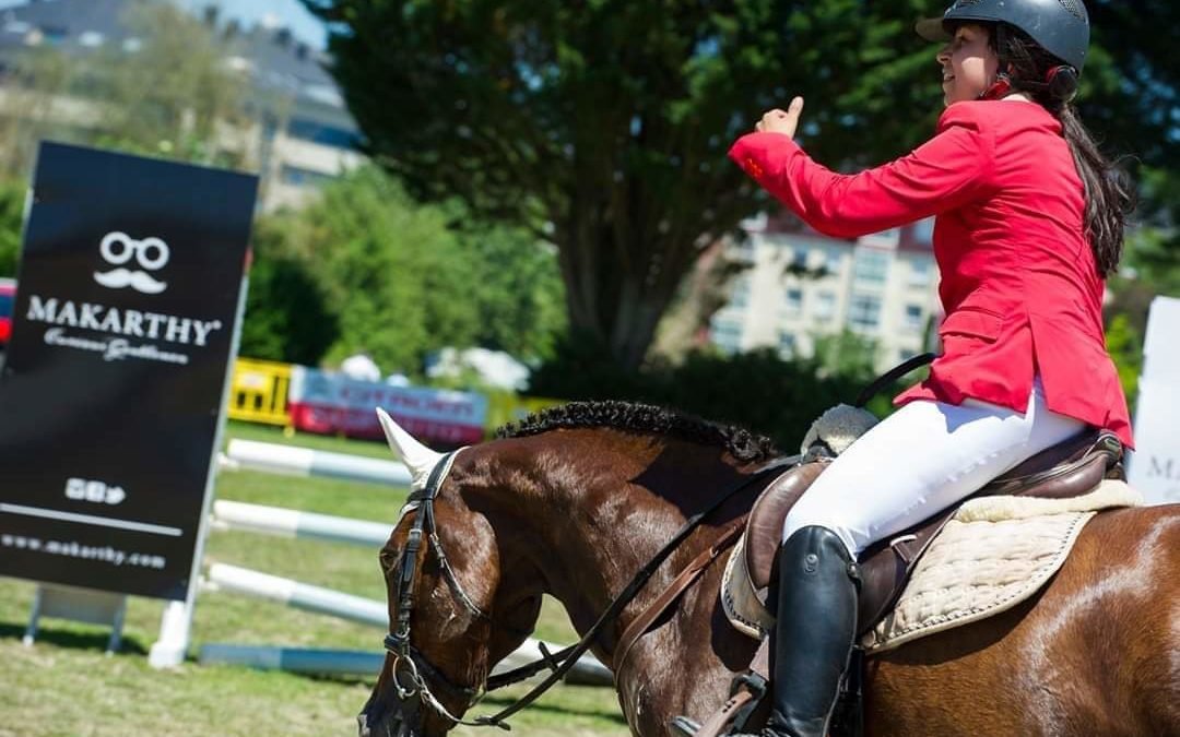 Competición de saltos: ¿en un campo de fútbol?