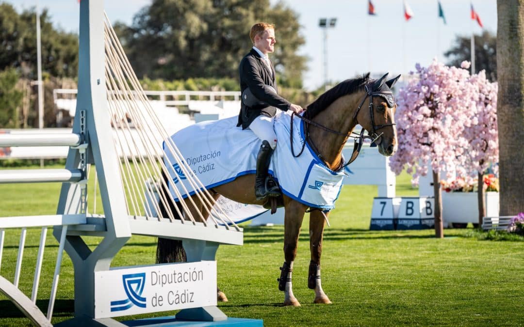 El británico James Smith y ‘Arkuga’ triunfan en el Gran Premio Diputación de Cádiz del Sunshine Tour