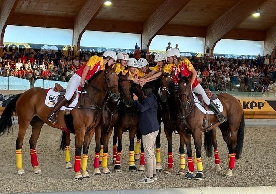 España celebra su éxito en el Europeo de Horseball: medallista en todas las categorías
