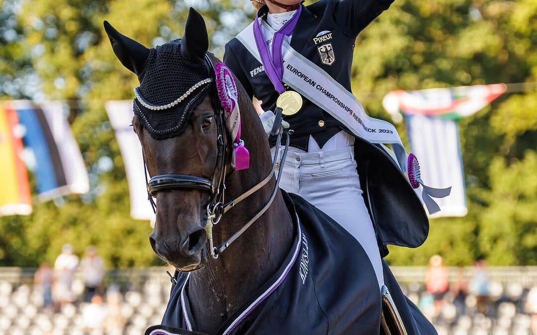 Jessica von Bredow-Werndl sigue liderando el Ranking FEI de Doma Clásica