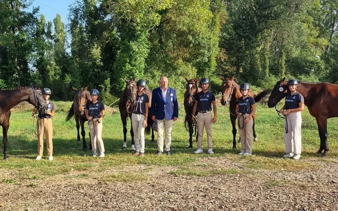 El equipo juvenil español quedó cuarto en el Campeonato Europeo de Completo