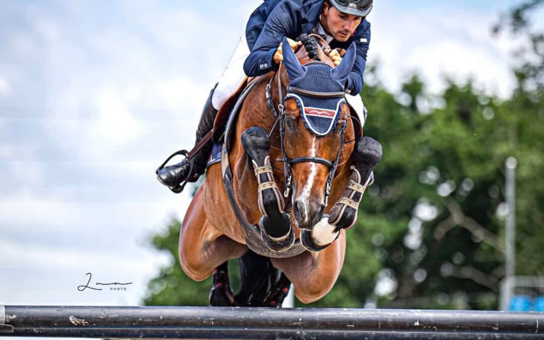 “Conthargos Rouge” cambia de jinete