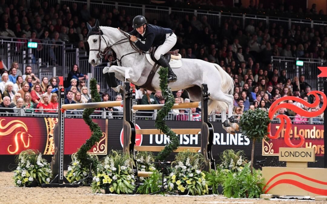 Semana gloriosa para Matthew Sampson en el London International Horse Show
