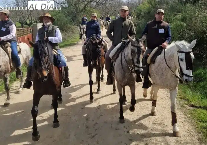 La tercera Feria Solidaria del Caballo de Bañobárez contó con la participación de 140 jinetes