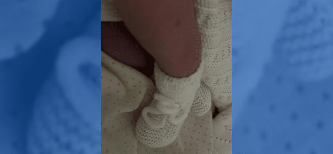 Iván Serrano y Paula Mier dan la bienvenida a su segundo hijo