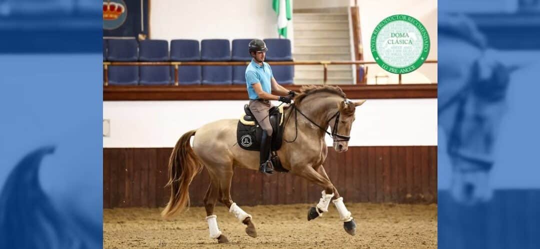 Nador JL recibió el premio JRR