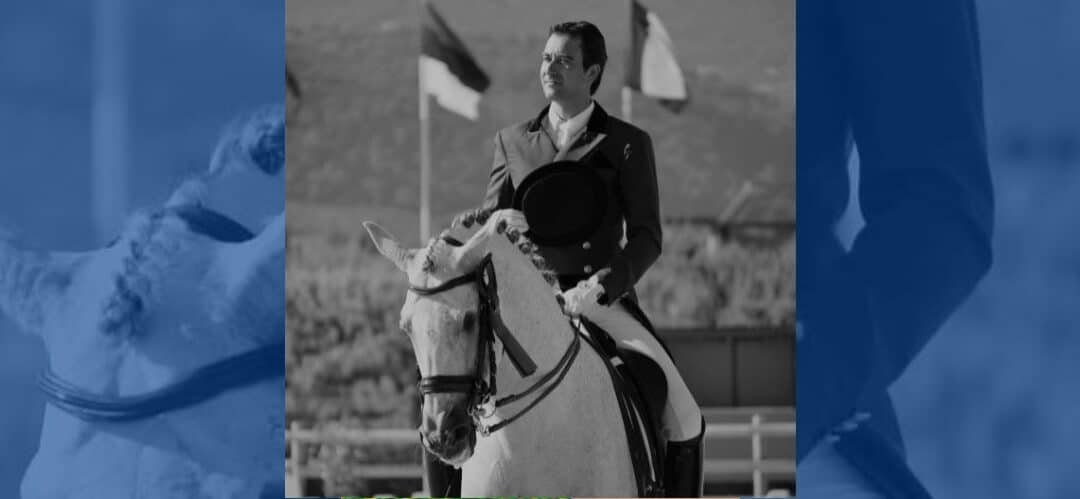 ¿Necesita un caballo de deporte los dos ojos, teniendo a su jinete?