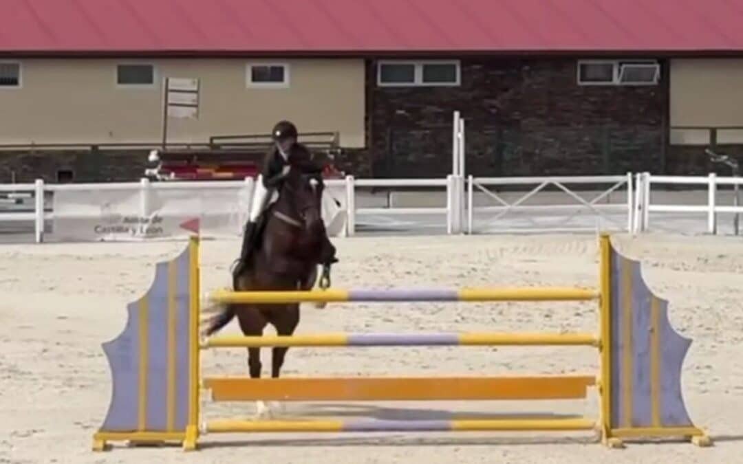 Julia Stolarczyk y La Bounti del Amor, primeras en el GP del CSN 3* FHCYL