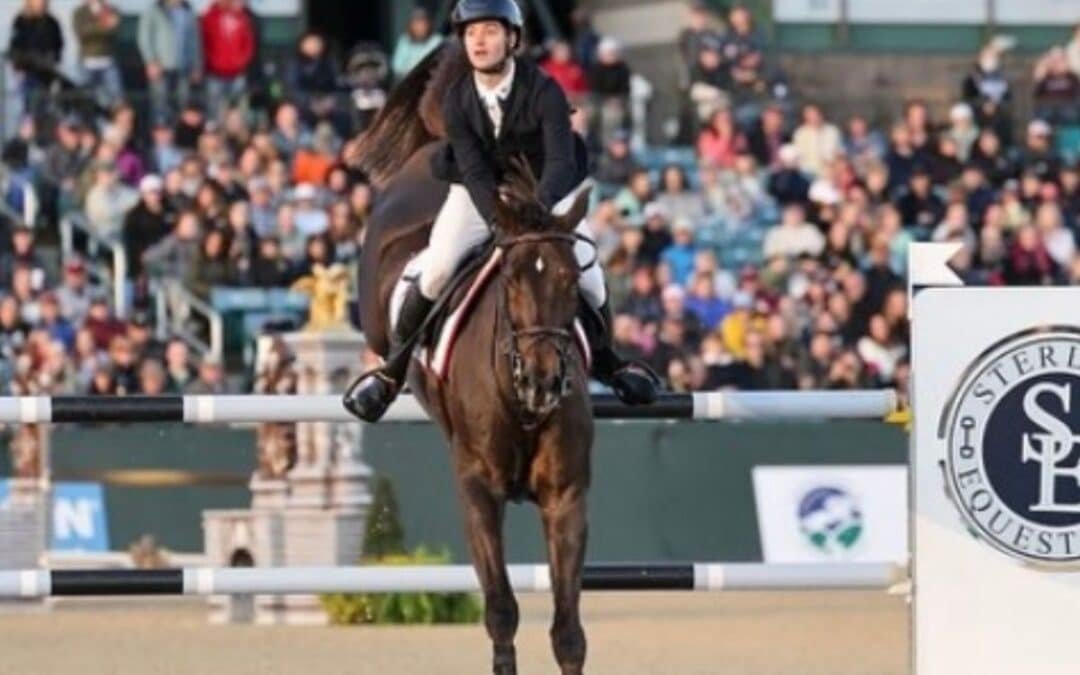 Luis Fernando Larrazábal sube al podio en el CSI2* de Tryon International