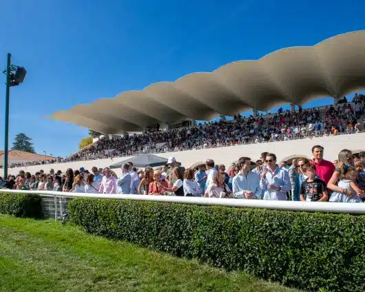 El Hipódromo de la Zarzuela amplía su horario