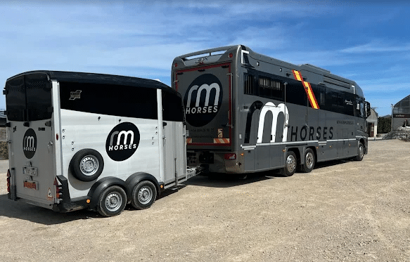 RM Horses: alquiler internacional de vehículos para el transporte de caballos