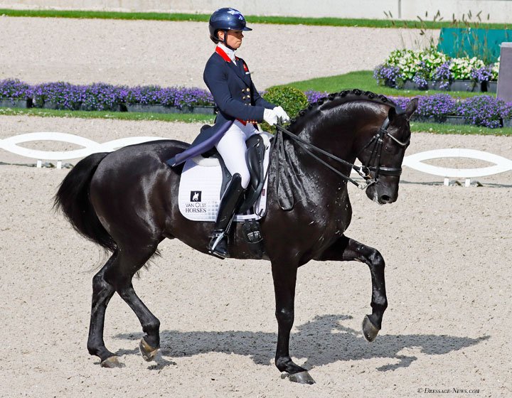 Charlotte Fry y Glamourdale vuelven a lo más alto del ranking mundial