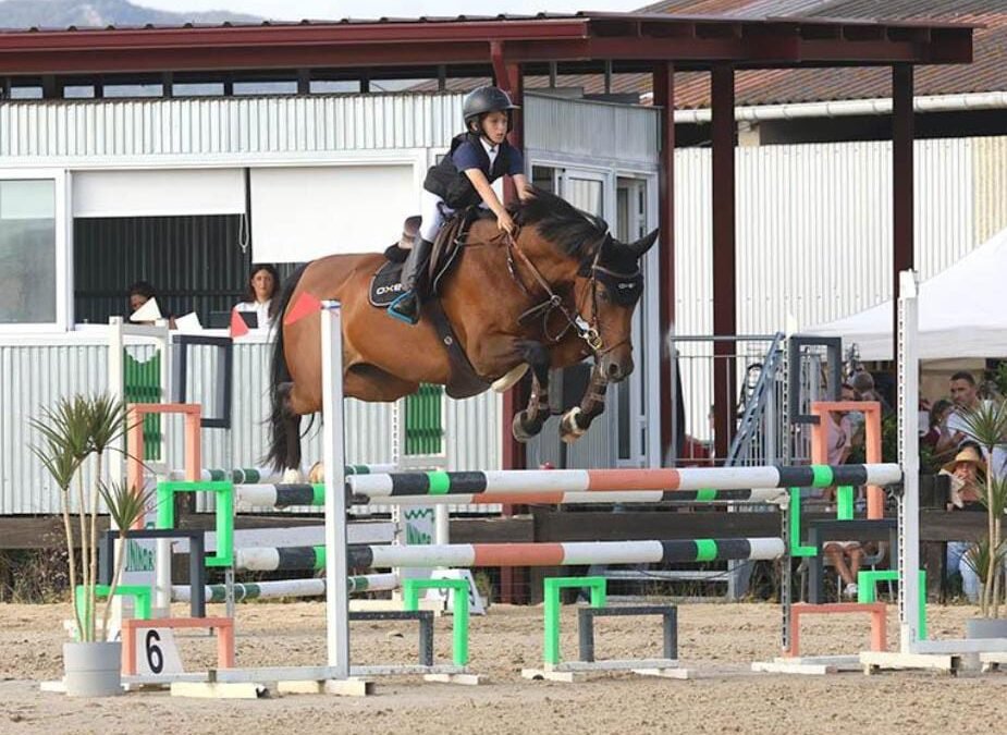 Jesús Arrieta e Isba Caps, un inicio prometedor en el CSN2* Laredo Horse & Fun Week  