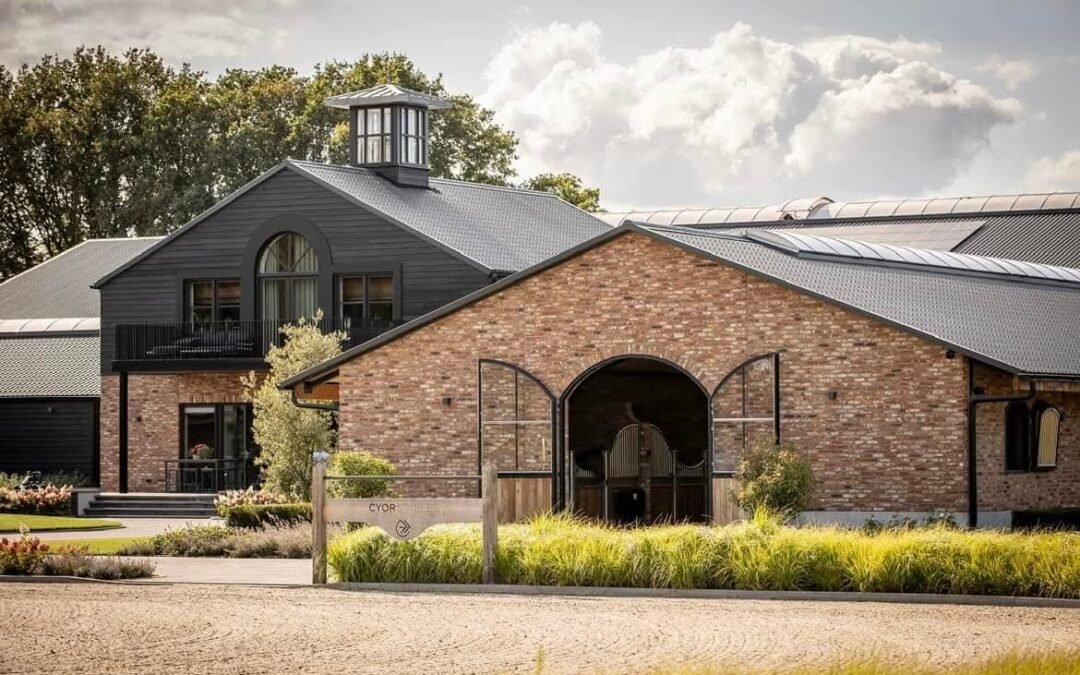 Se Busca Jinete con Funciones de Mozo/a de Cuadra en Cyor Stables, Países Bajos (Cuadra de Janika Sprunger y Henrik von Eckermann)Cyor Stables