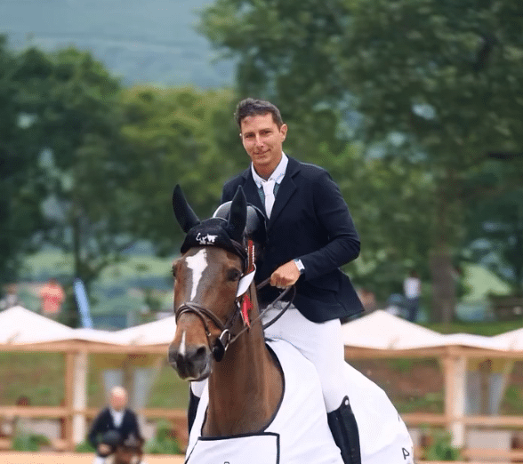 Expedición española de Salto fuera de España esta semana